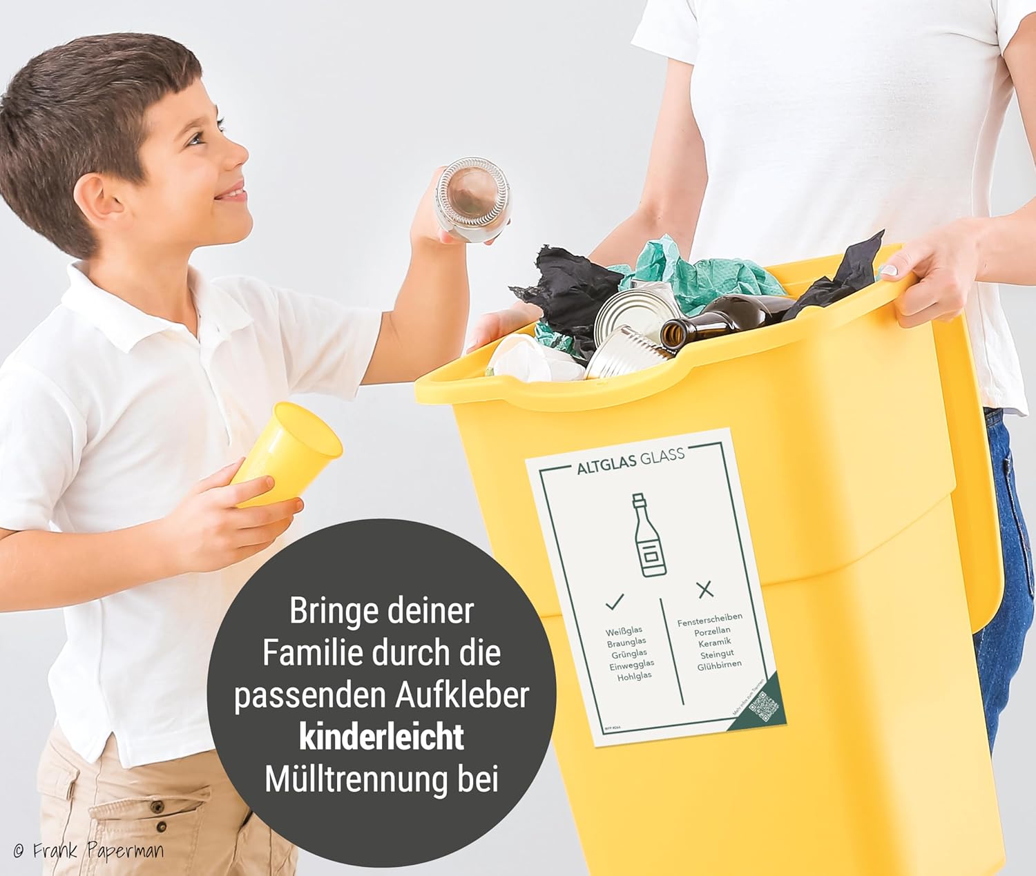Frank Paperman® | 1x Mülltonnen Aufkleber Altglas | Wetterfestes A4-Format | selbstklebend & rückseitig geschlitzt Mülltrennung Aufkleber | Mülltrennguide für Firma, Mehrfamilienhaus | DE & EN